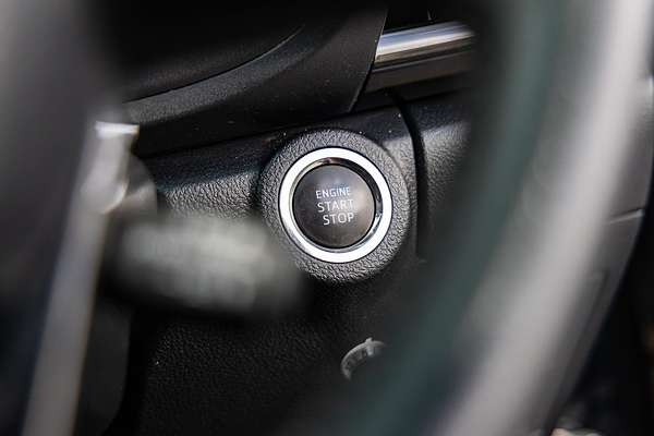 2021 Toyota Hilux Rugged X GUN126R 4X4