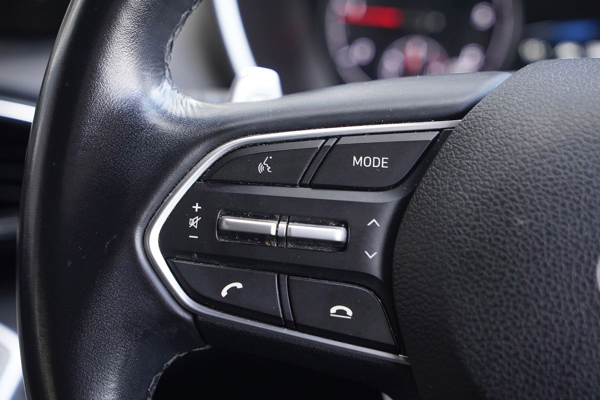 2021 Hyundai Santa Fe Active TM.V3