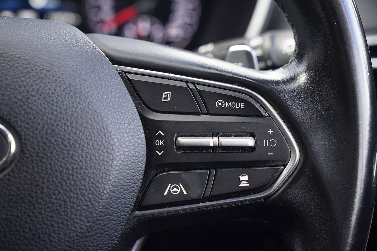 2021 Hyundai Santa Fe Active TM.V3