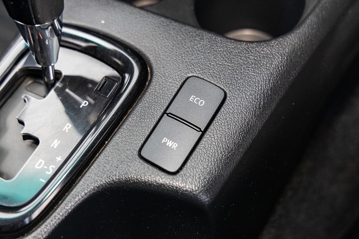 2021 Toyota Hilux Rugged X GUN126R 4X4
