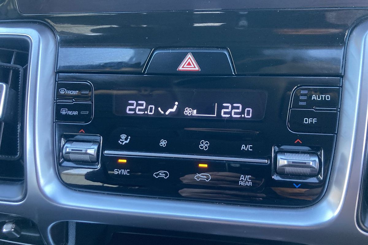 2022 Kia Sorento Sport MQ4