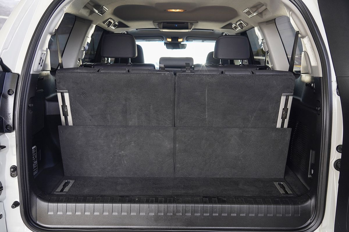 2018 Toyota Landcruiser Prado Kakadu GDJ150R