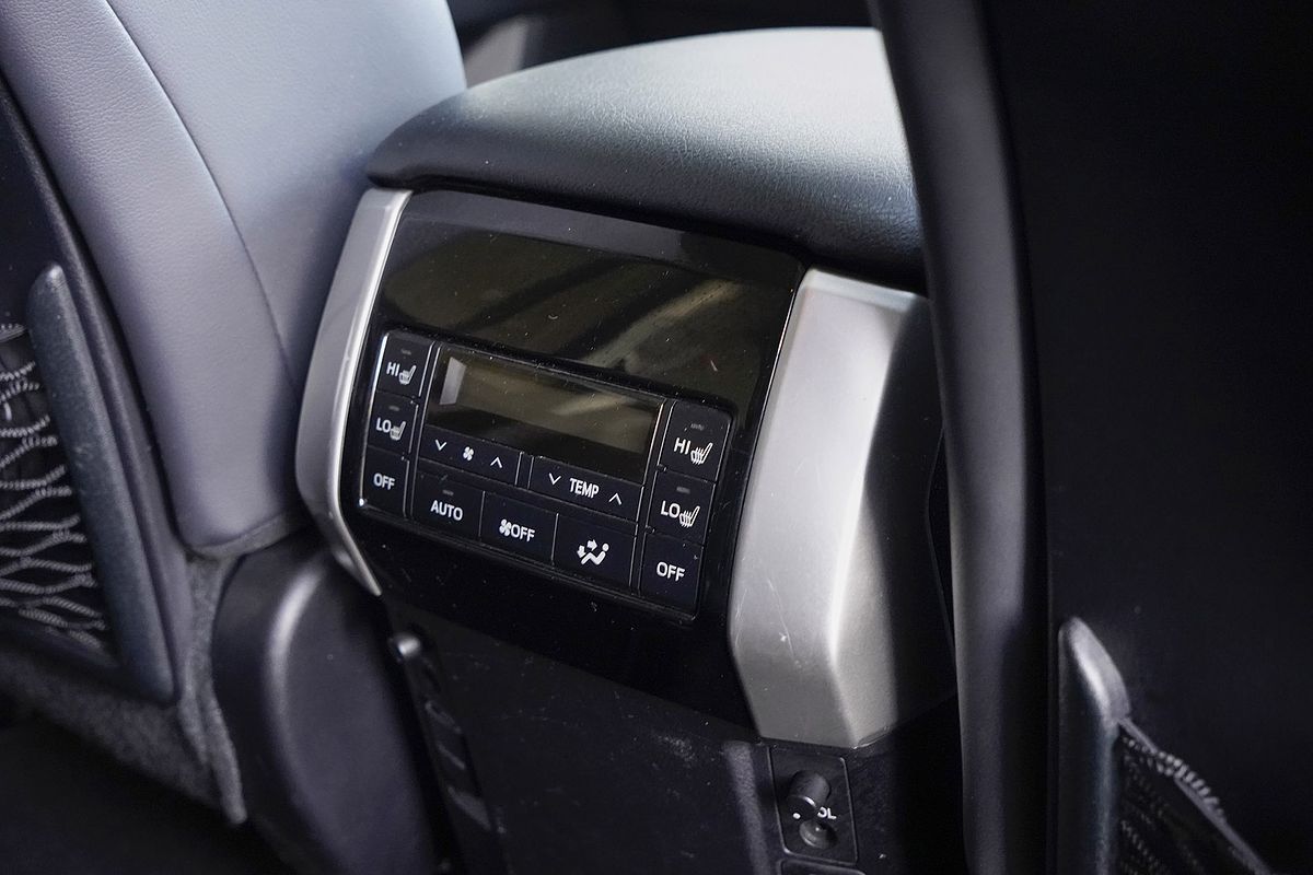 2018 Toyota Landcruiser Prado Kakadu GDJ150R