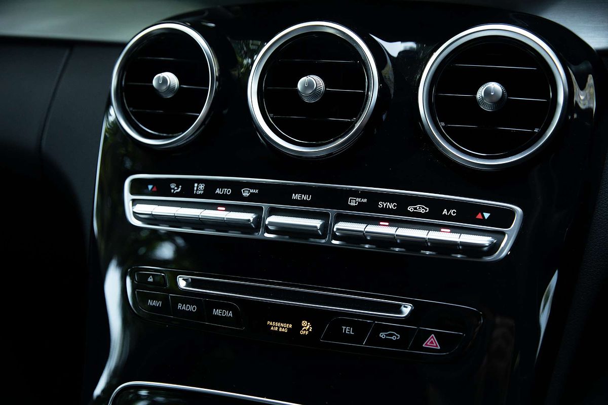 2017 Mercedes-Benz C-Class C200 W205