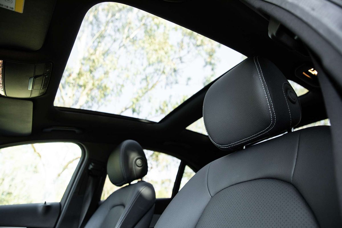 2017 Mercedes-Benz C-Class C200 W205