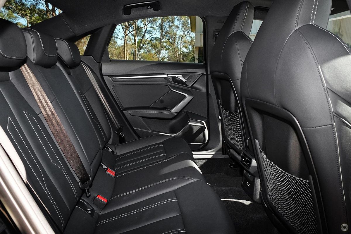 2025 Audi A3 35 TFSI S line GY
