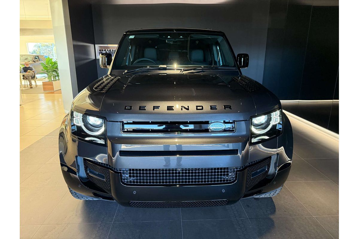 2025 Land Rover Defender 110 D350 X-Dynamic SE L663