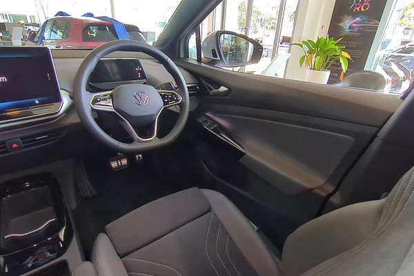 2025 Volkswagen ID.5 Pro E2