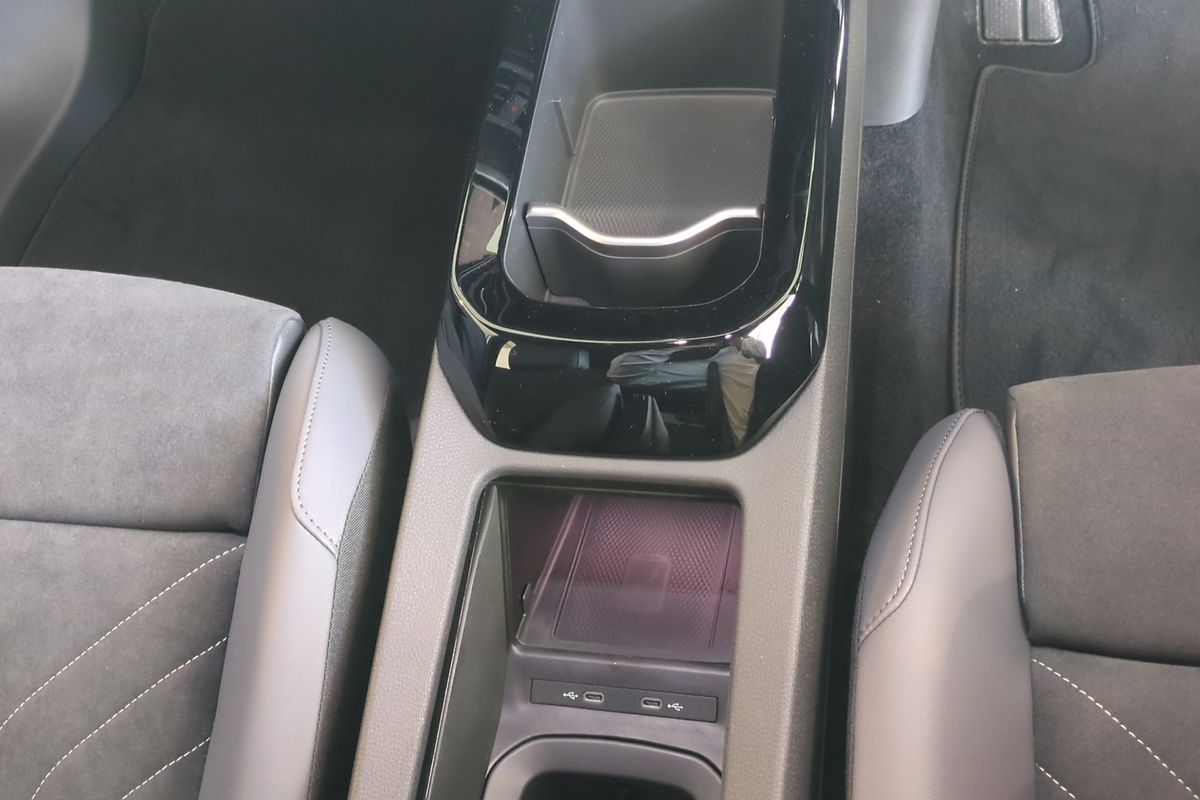 2025 Volkswagen ID.5 Pro E2