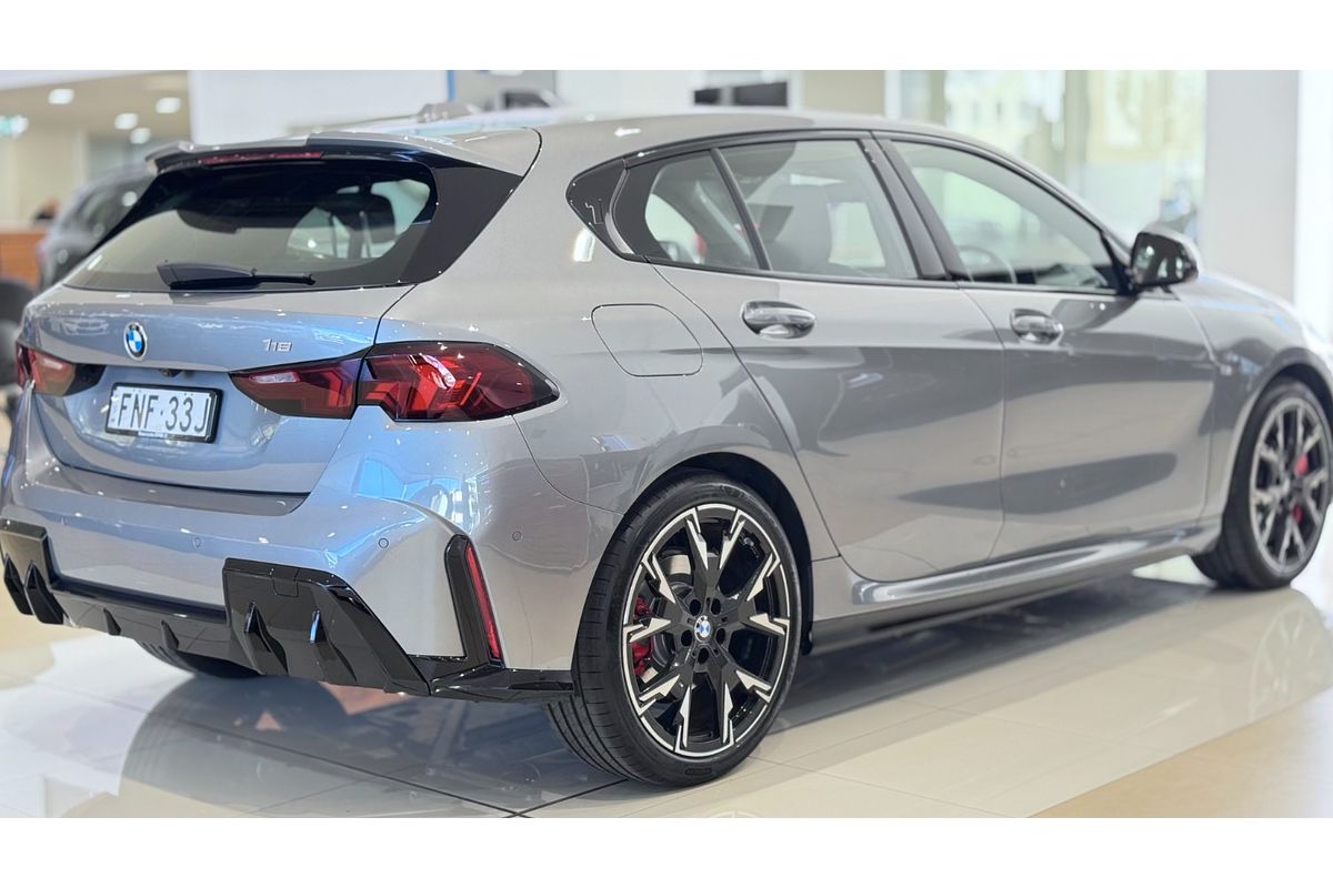 2024 BMW 1 Series 118 M Sport F70