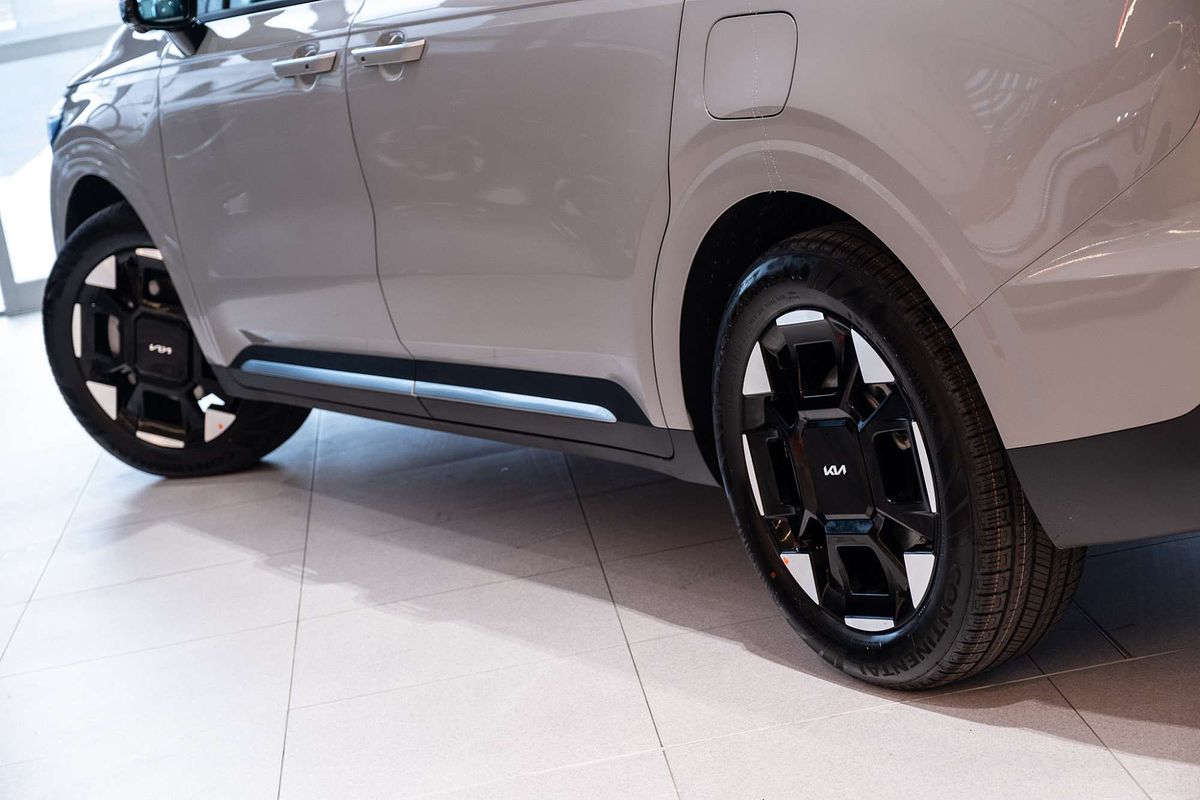 2025 Kia Carnival GT-Line KA4 PE