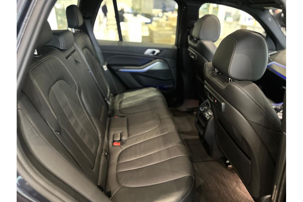 2021 BMW X5 M50i G05