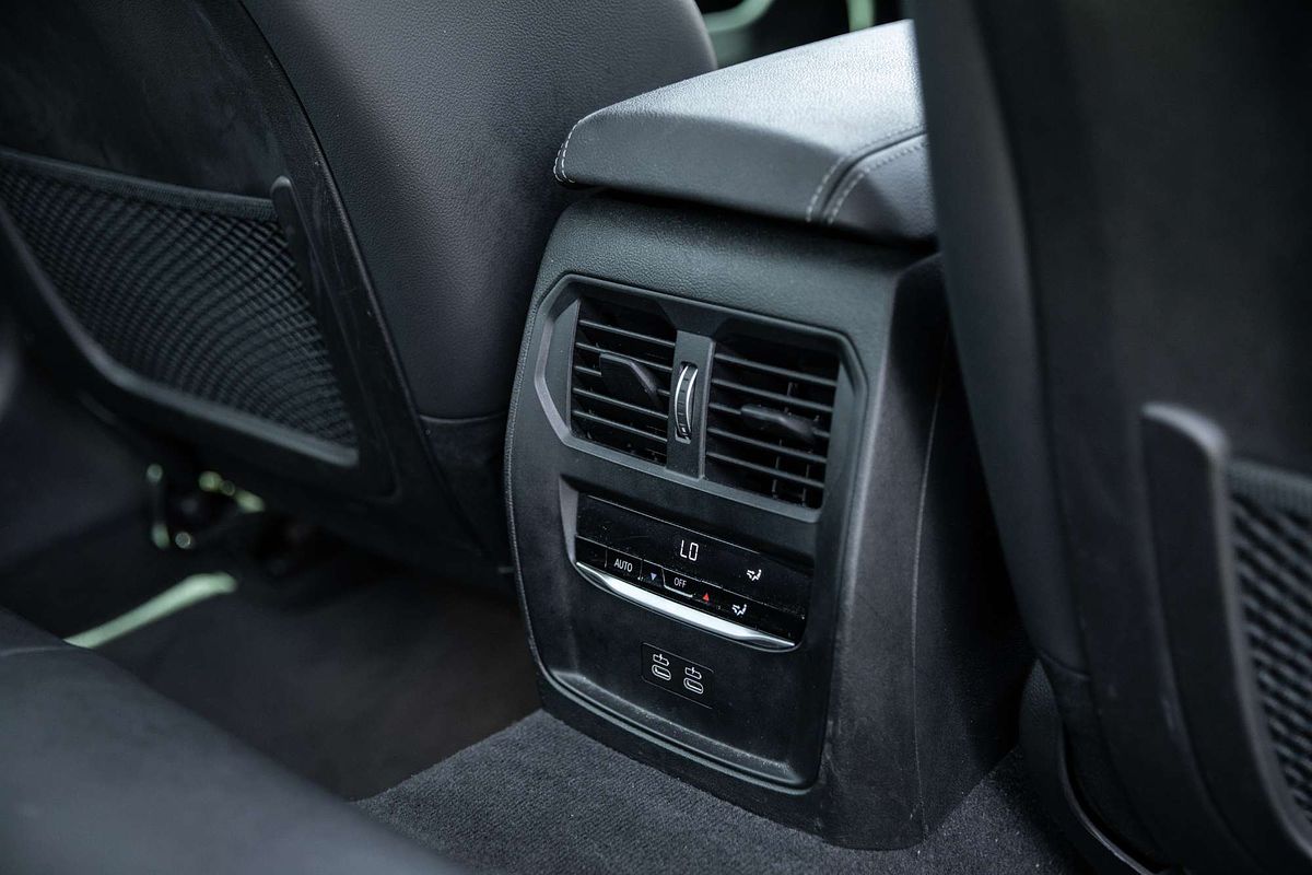2021 BMW 3 Series 330i M Sport G20