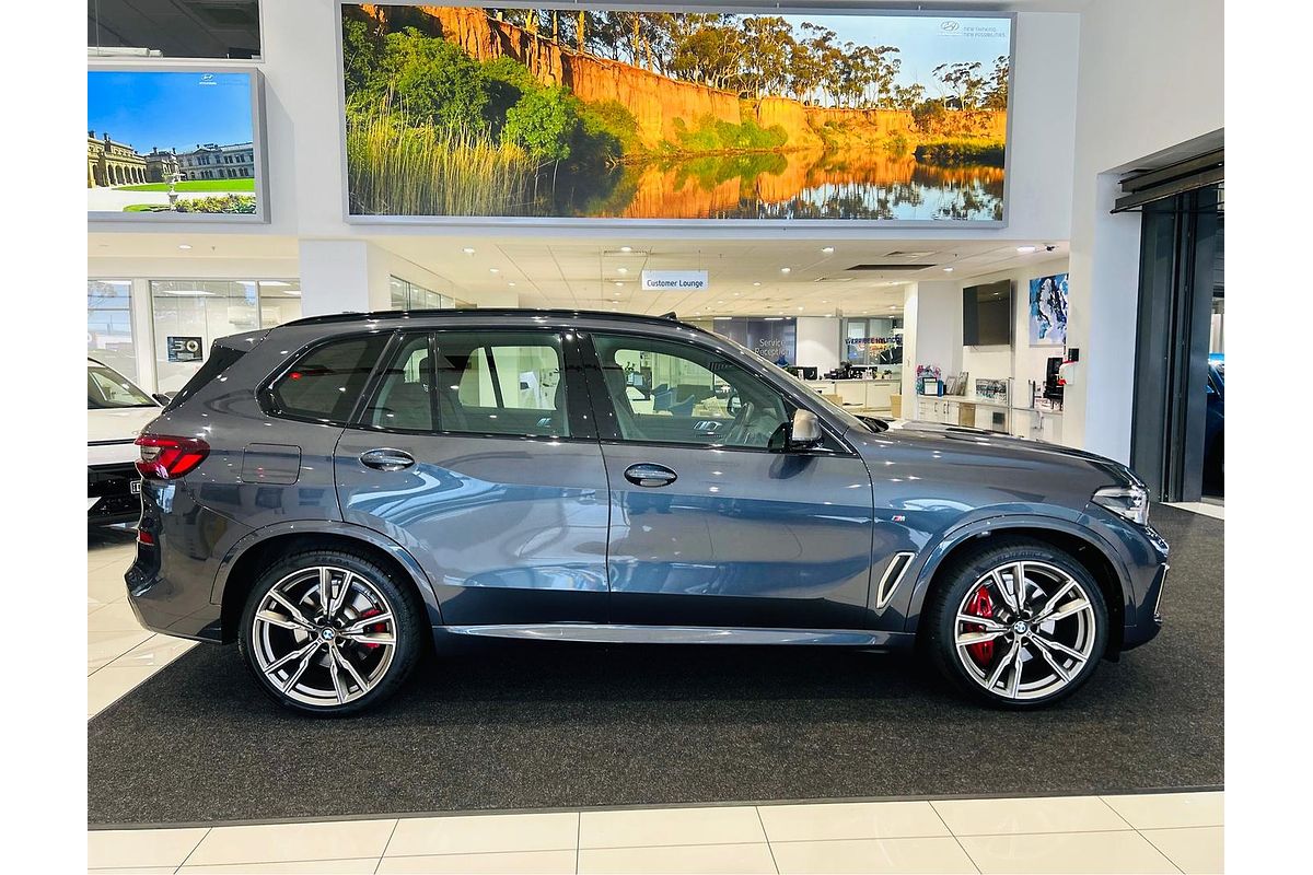 2021 BMW X5 M50i G05