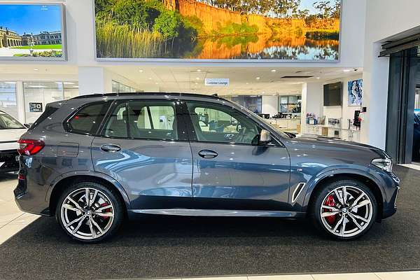 2021 BMW X5 M50i G05