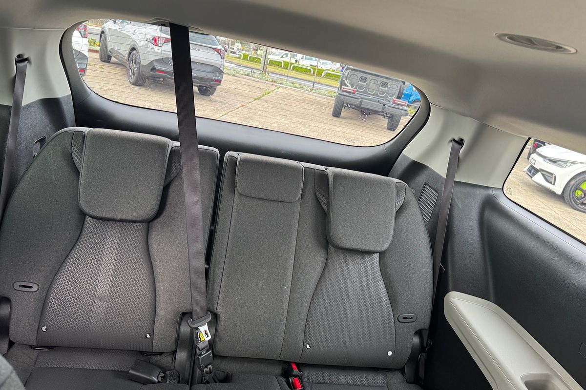 2022 Kia Carnival S KA4