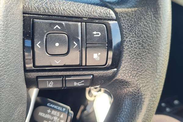 2019 Toyota Hilux SR GUN126R 4X4