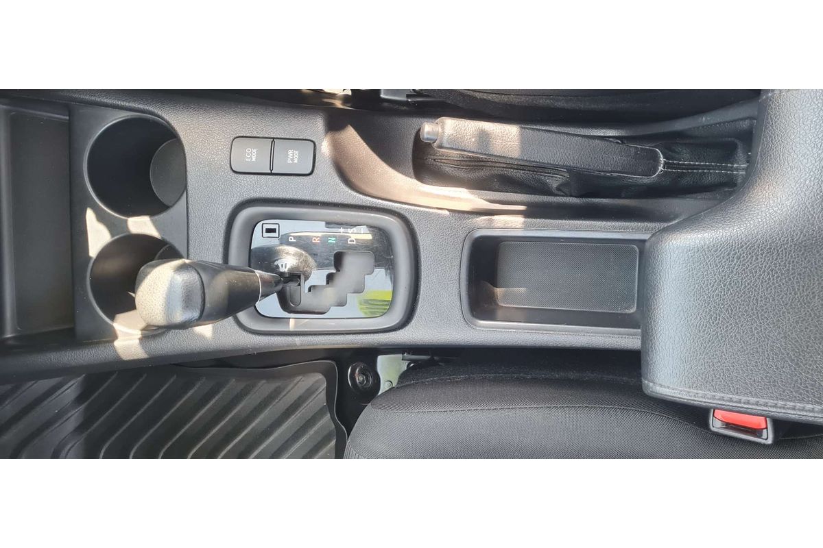 2019 Toyota Hilux SR GUN126R 4X4