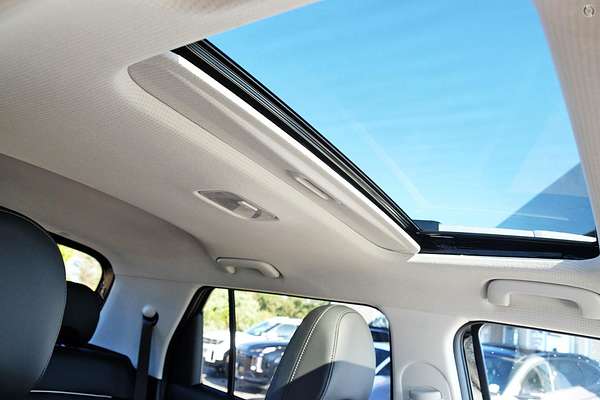 2025 Hyundai INSTER Cross AX.V1