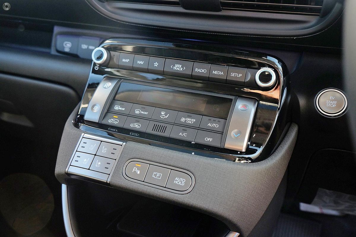 2025 Hyundai INSTER Cross AX.V1