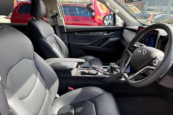 2024 LDV D90 Executive SV9A
