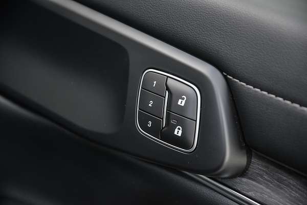 2024 Ford Everest Platinum 3.0L
