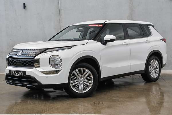 2021 Mitsubishi Outlander ES ZM