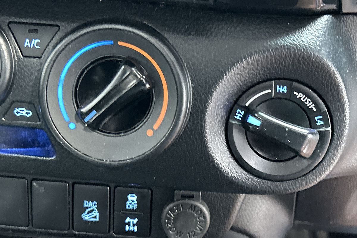 2022 Toyota Hilux SR GUN126R 4X4