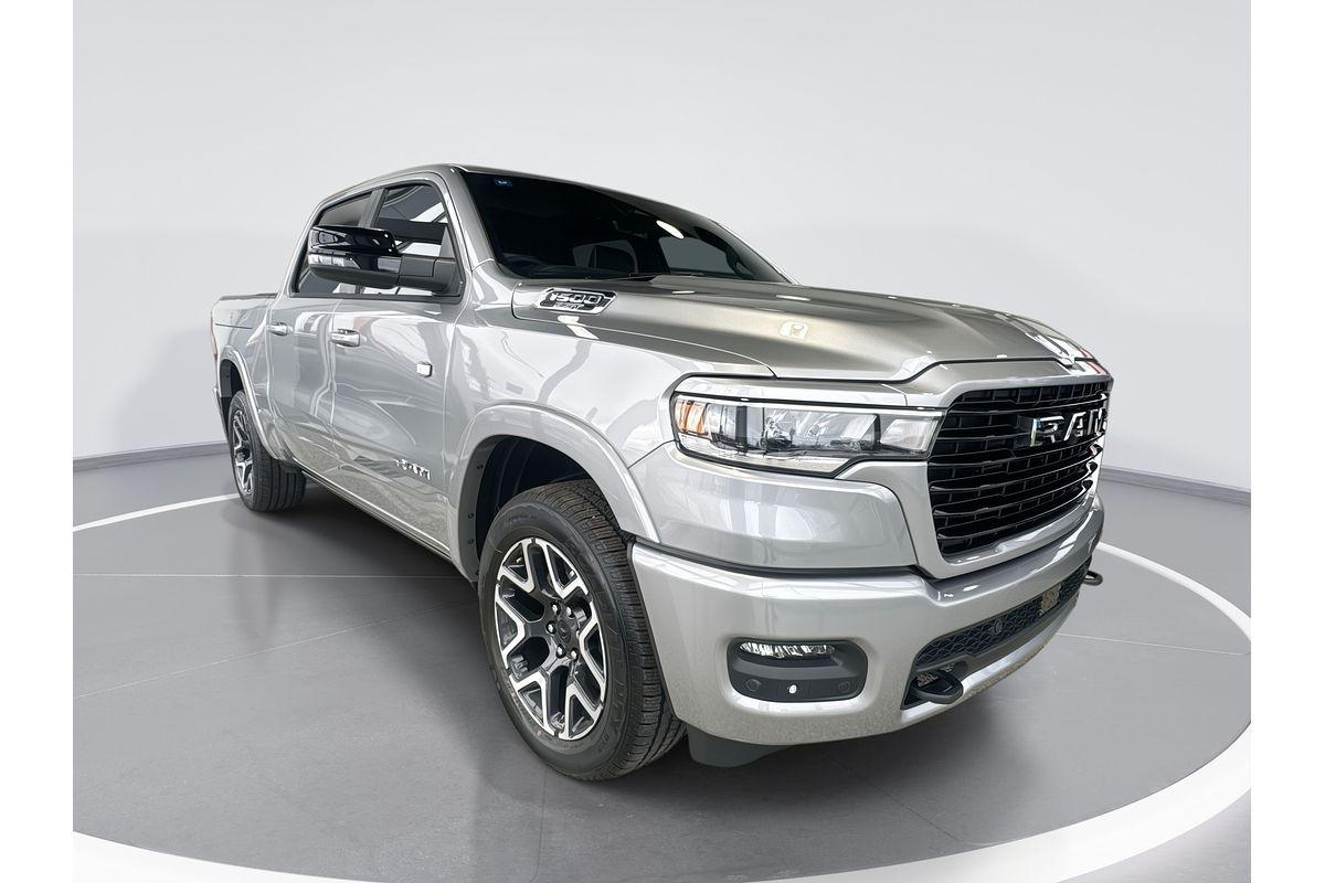 2025 RAM 1500 Laramie Sport Hurricane SO RamBox DT 4X4 SWB