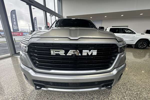 2025 RAM 1500 Laramie Sport Hurricane SO RamBox DT 4X4 SWB