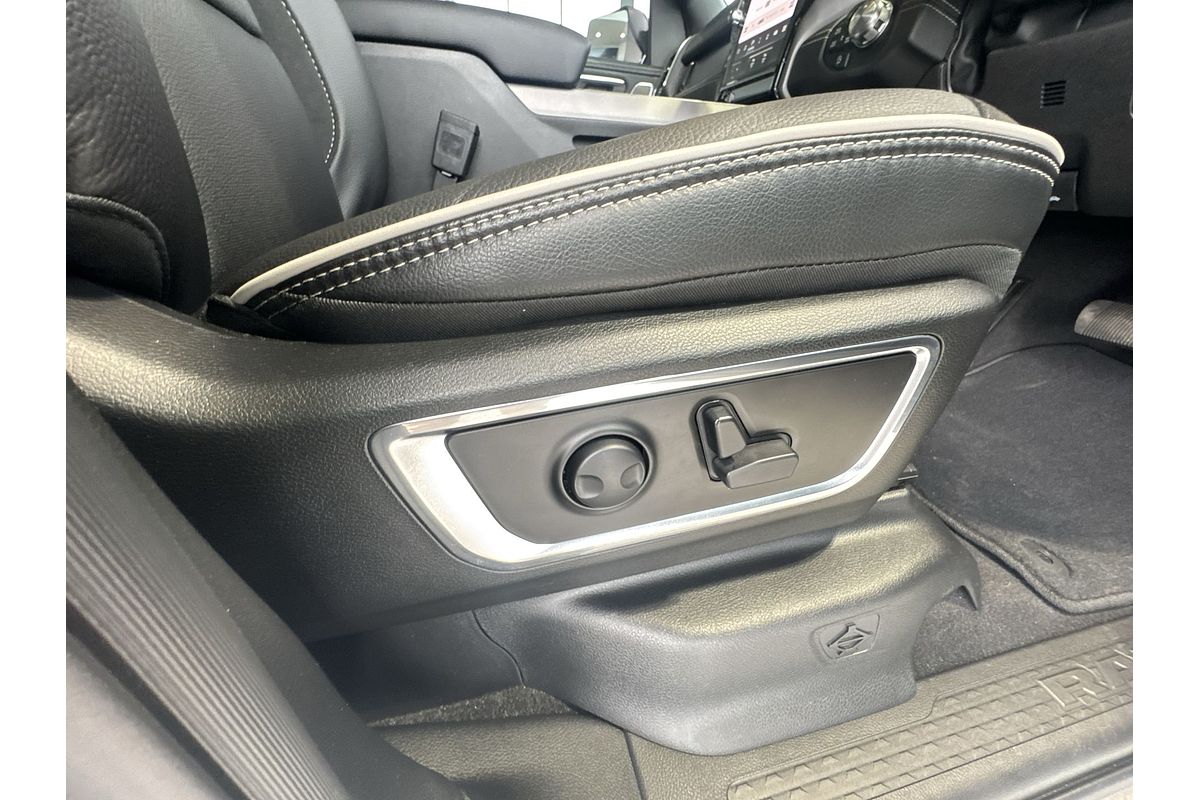 2025 RAM 1500 Laramie Sport Hurricane SO RamBox DT 4X4 SWB