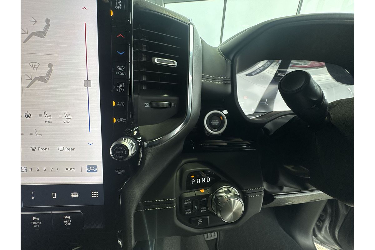 2025 RAM 1500 Laramie Sport Hurricane SO RamBox DT 4X4 SWB