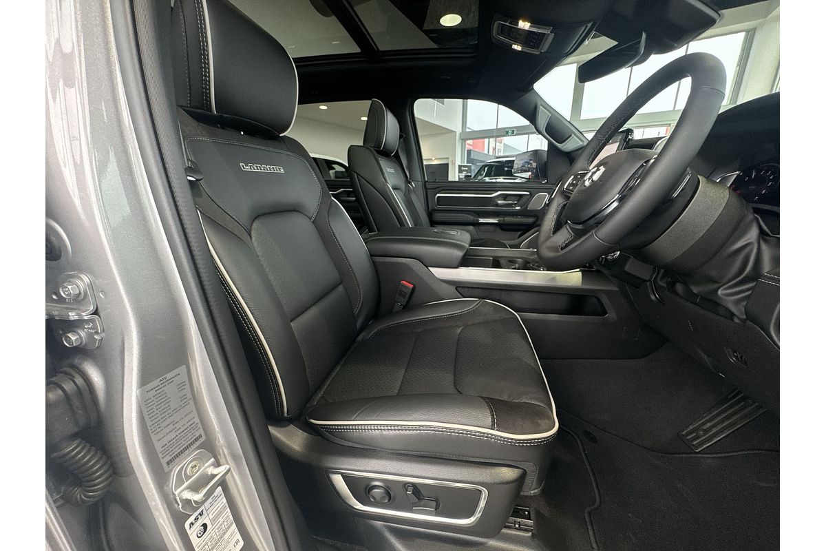 2025 RAM 1500 Laramie Sport Hurricane SO RamBox DT 4X4 SWB