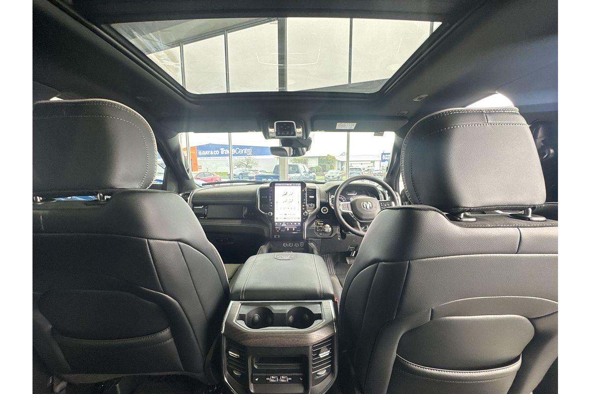 2025 RAM 1500 Laramie Sport Hurricane SO RamBox DT 4X4 SWB
