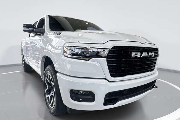 2025 RAM 1500 Laramie Sport Hurricane SO RamBox DT 4X4 SWB