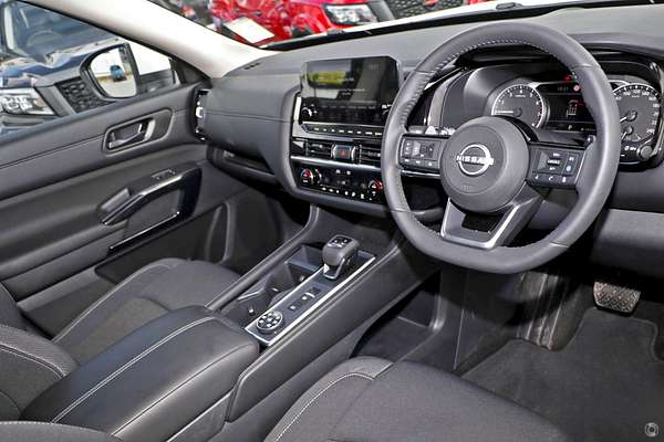 2024 Nissan Pathfinder ST-L R53