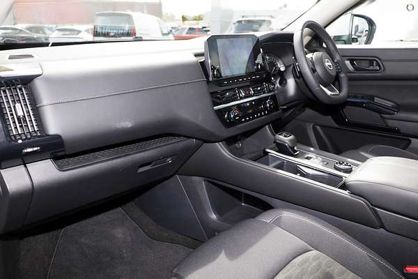 2024 Nissan Pathfinder ST-L R53
