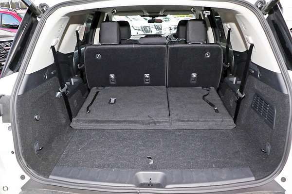 2024 Nissan Pathfinder ST-L R53