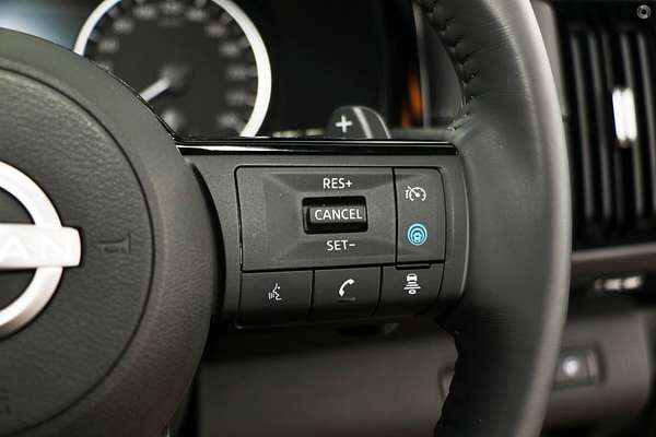2024 Nissan Pathfinder ST-L R53