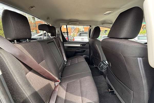2018 Toyota Hilux SR5 GUN126R 4X4