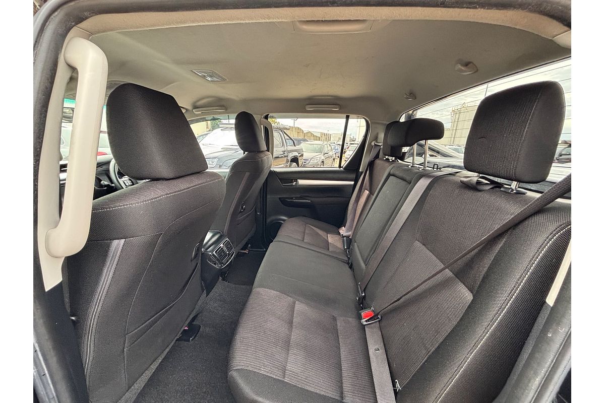 2018 Toyota Hilux SR5 GUN126R 4X4