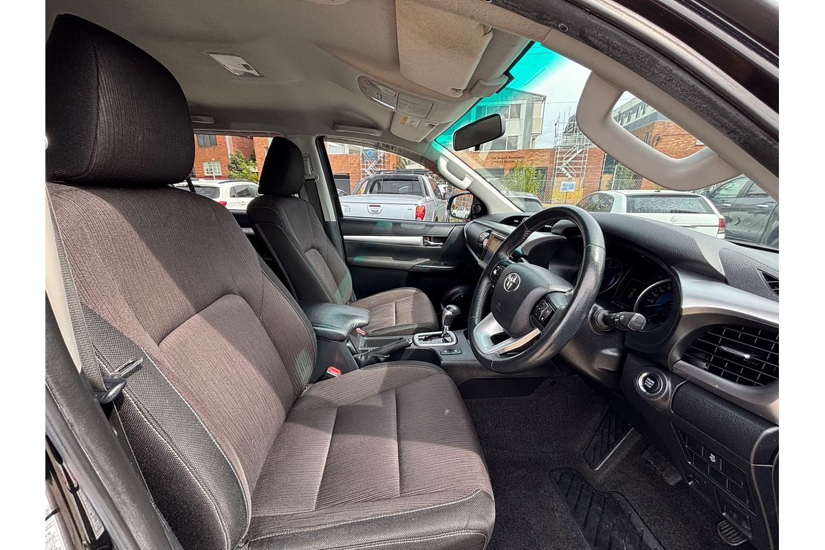 2018 Toyota Hilux SR5 GUN126R 4X4