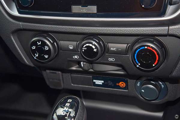 2025 Isuzu D-MAX LS-M 4X4