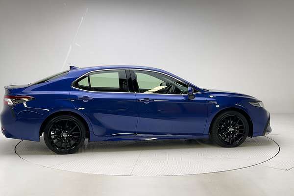 2021 Toyota Camry SX AXVH70R