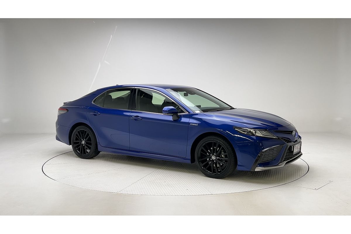 2021 Toyota Camry SX AXVH70R