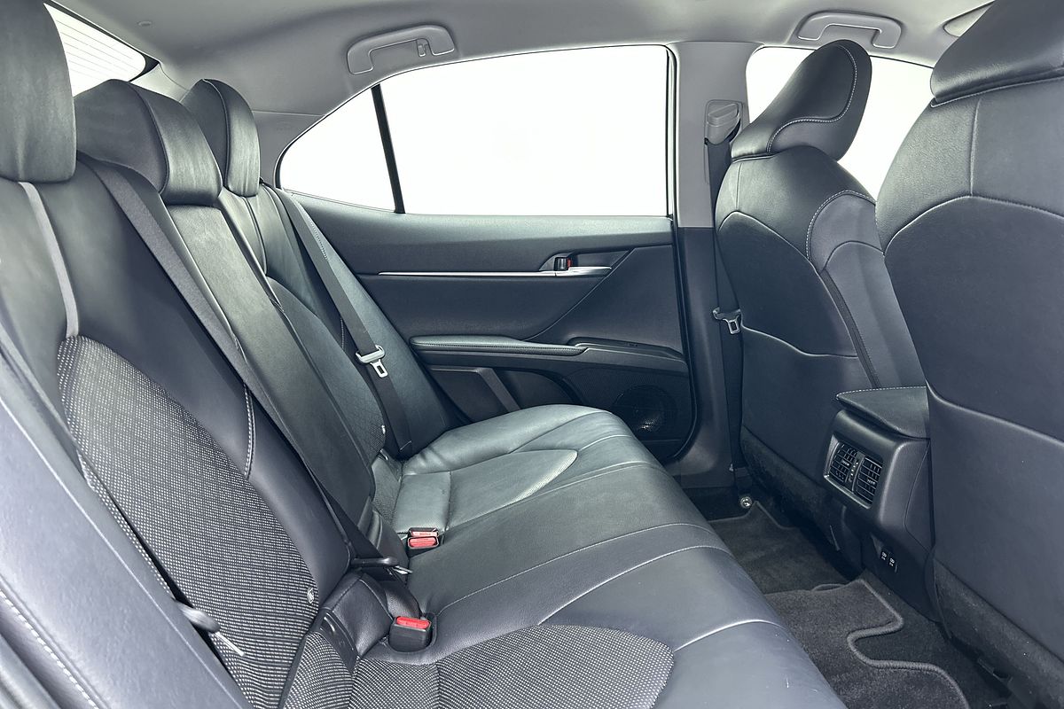 2021 Toyota Camry SX AXVH70R