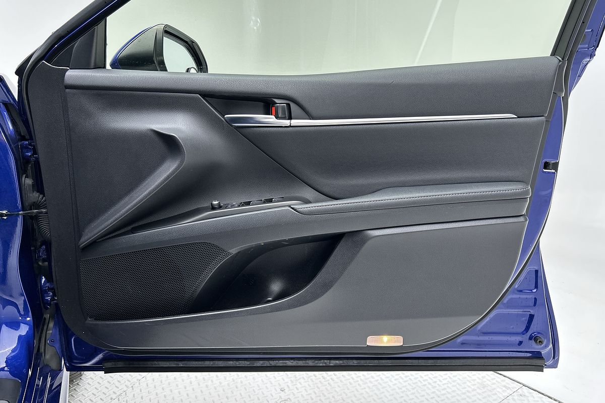 2021 Toyota Camry SX AXVH70R