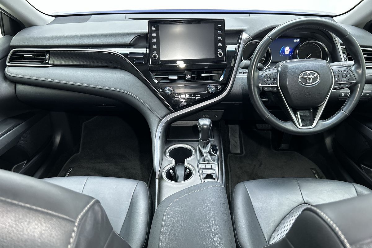 2021 Toyota Camry SX AXVH70R