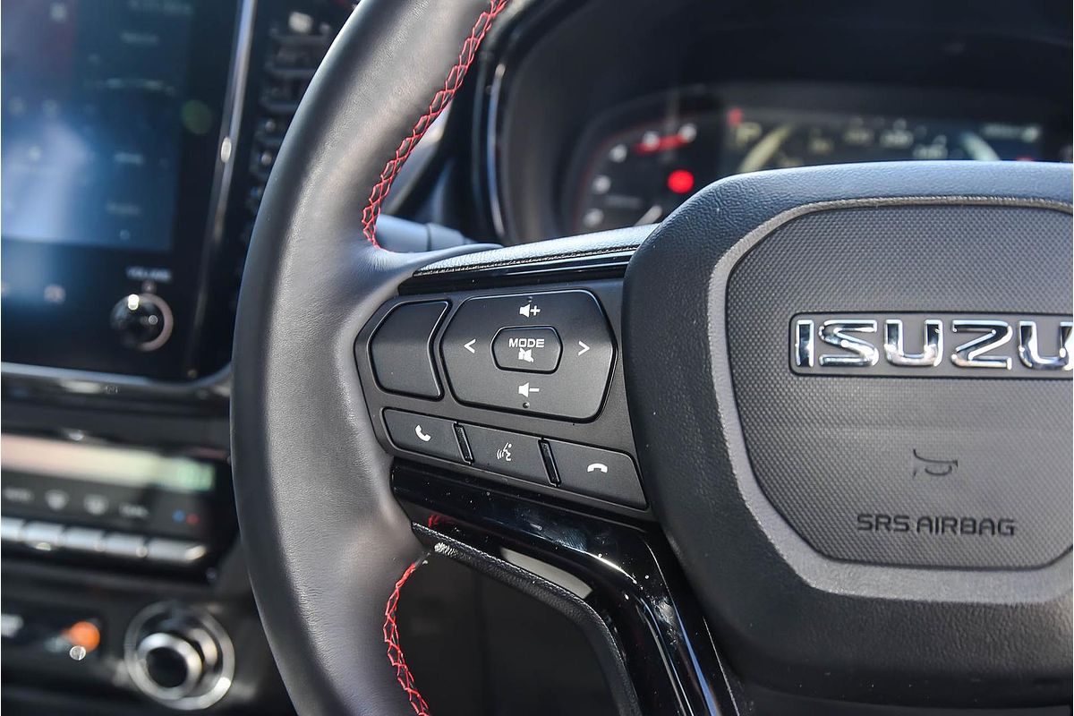 2025 Isuzu D-MAX X-TERRAIN 4X4