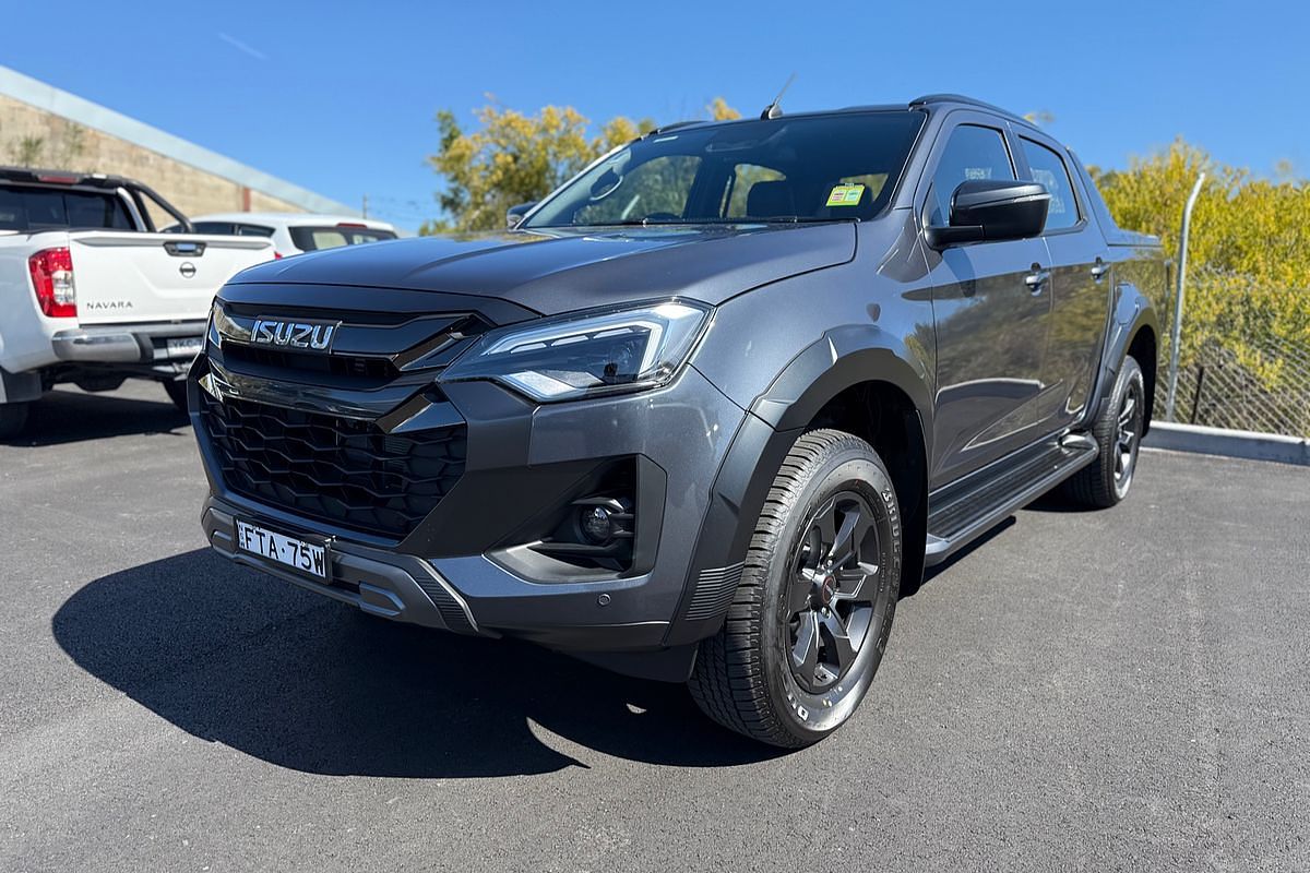 2025 Isuzu D-MAX X-TERRAIN 4X4